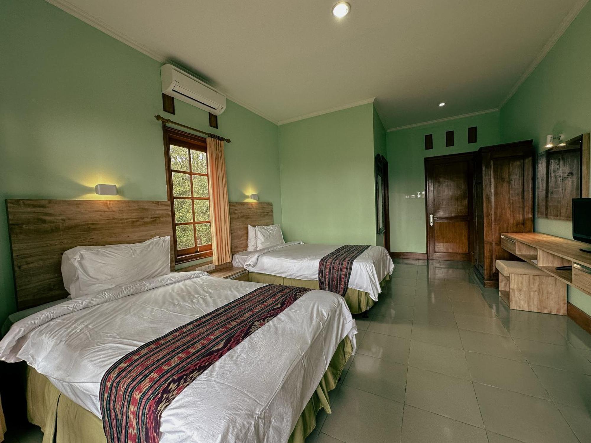 Villa Ipsa มุนดุก ภายนอก รูปภาพ
