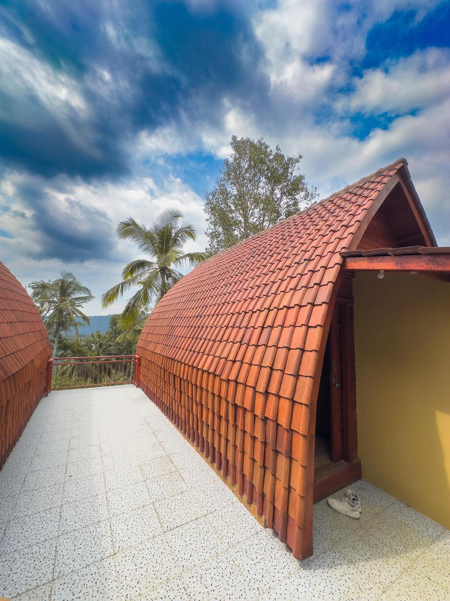 Villa Ipsa มุนดุก ภายนอก รูปภาพ